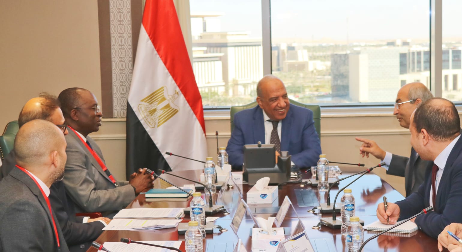 تعاون بين الكهرباء ومؤسسة التمويل الدولية في مجال الطاقة المتجددة 2 تعاون بين الكهرباء ومؤسسة التمويل الدولية في مجال الطاقة المتجددة