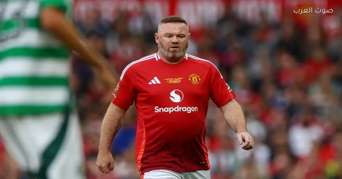 روني يهاجم صلاح بسبب جلوسه على الدكة في ليفربول