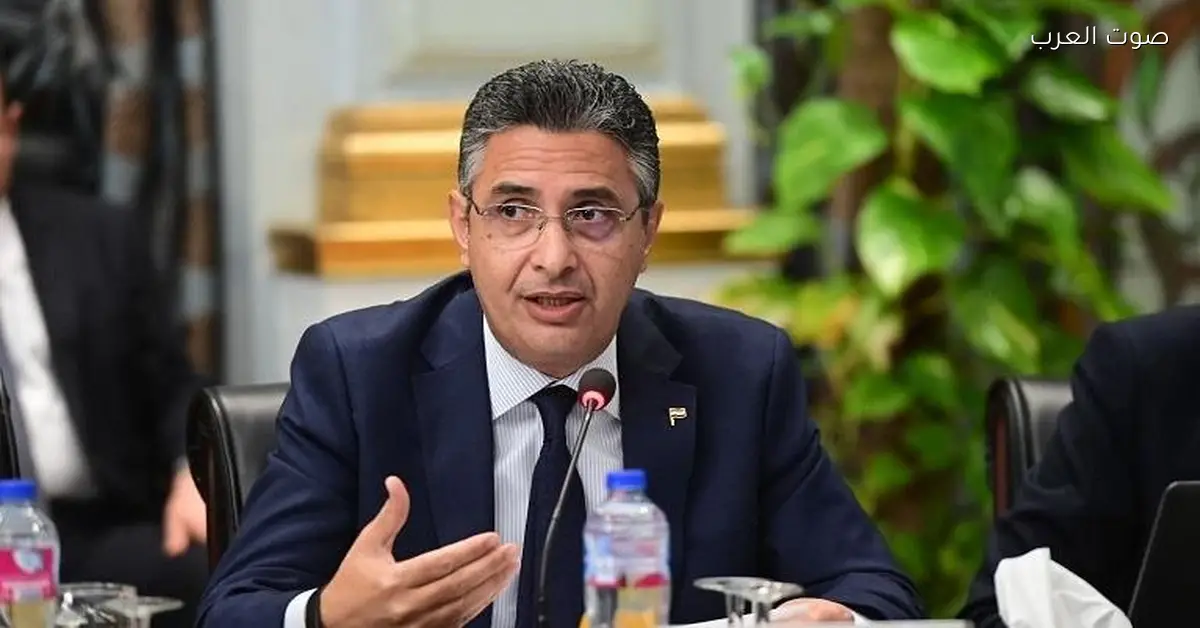 ضبط مخزن للسلع الغذائية خلال حملة تموينية في بنها وحي شرق شبرا الخيمة