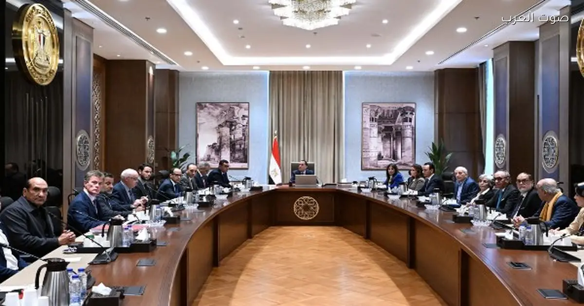 مدبولي: الدولة شغالة على تطوير كل المناطق حوالين أهرامات الجيزة والمتحف الكبير