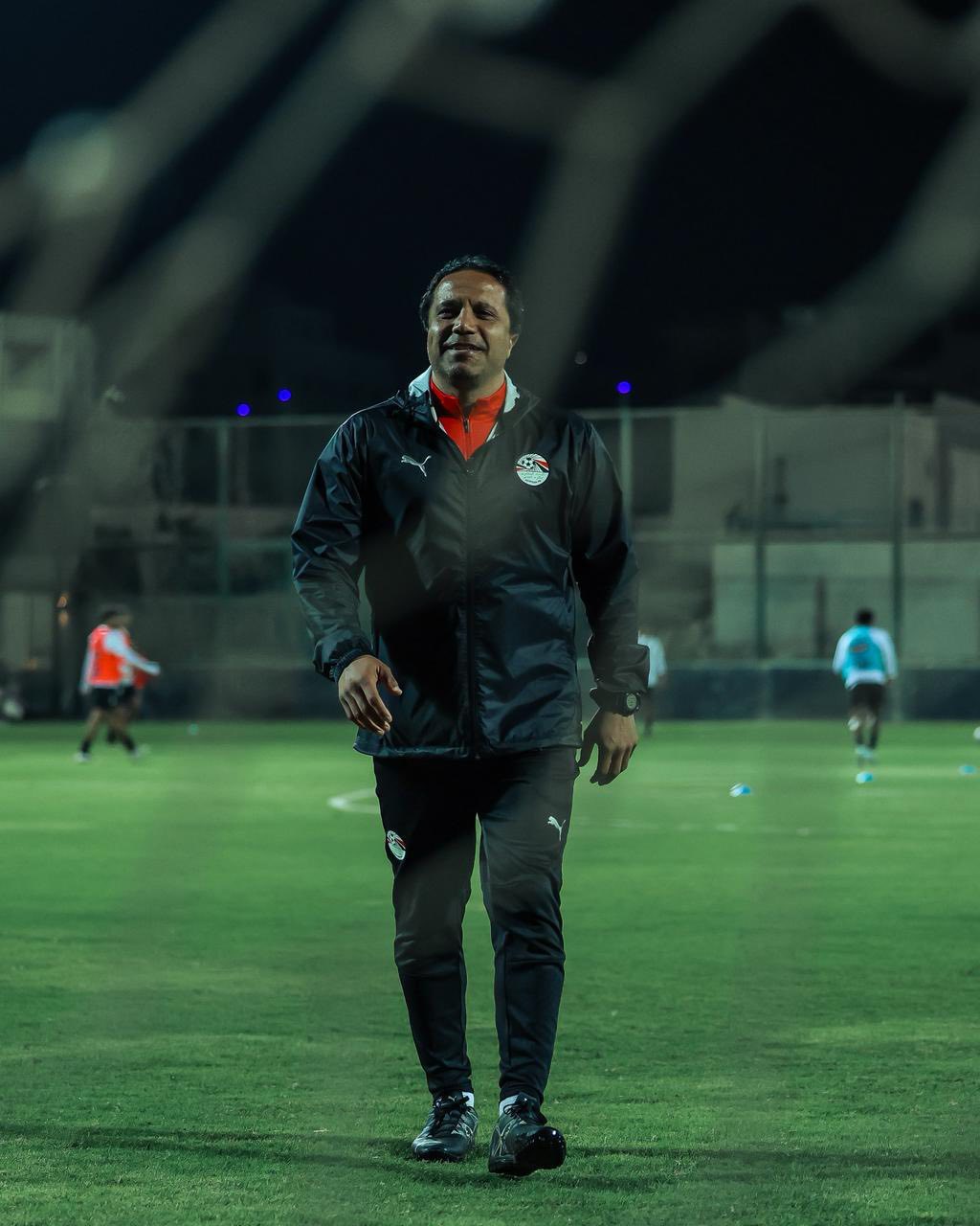 منتخب مصر يعمل تمرينه الأخير في مركز المنتخبات الوطنية وحيتمرن بكايرو بكرة 2 تدريبات منتخب مصر