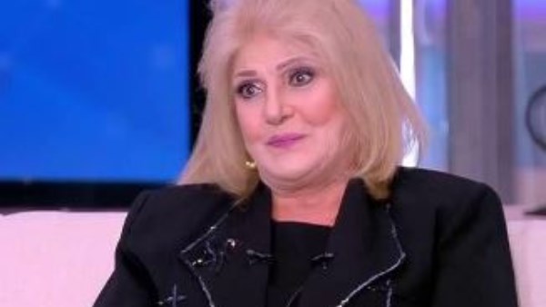 نجوم الفن بين المستشفى والبيت | تفاصيل مهمة عن صحة أشهر الفنانين 4 منهم مرضى في السرير 2 جليلة محمود