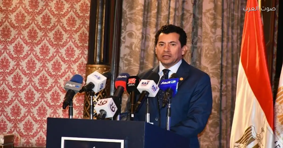 وزير الشباب والرياضة يحضر مؤتمر إطلاق نصف ماراثون الأهرامات 2025