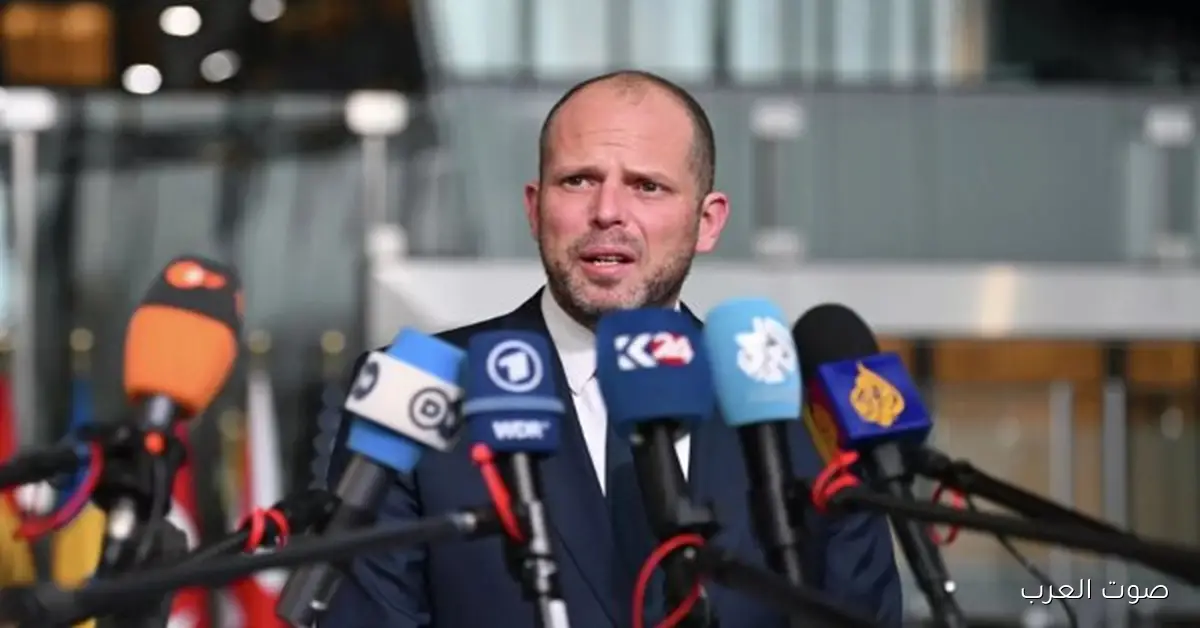 وزير دفاع بلجيكا يؤكد دعم كينشاسا ويدرس تعزيز التعاون العسكري