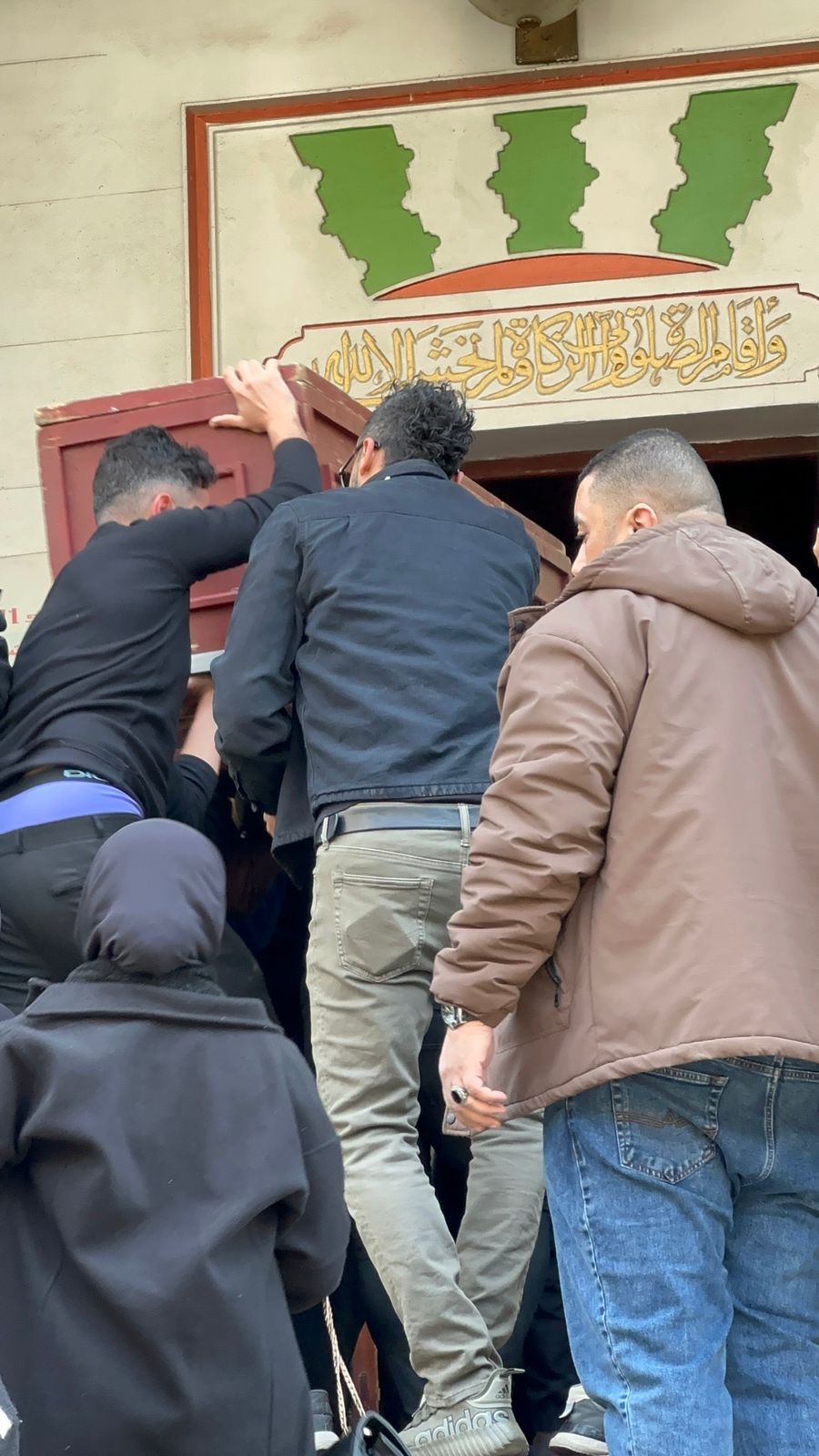 1768479858 349 جنازة شقيقة إبراهيم سعيد من مسجد الإيمان بمكرم عبيد وسط