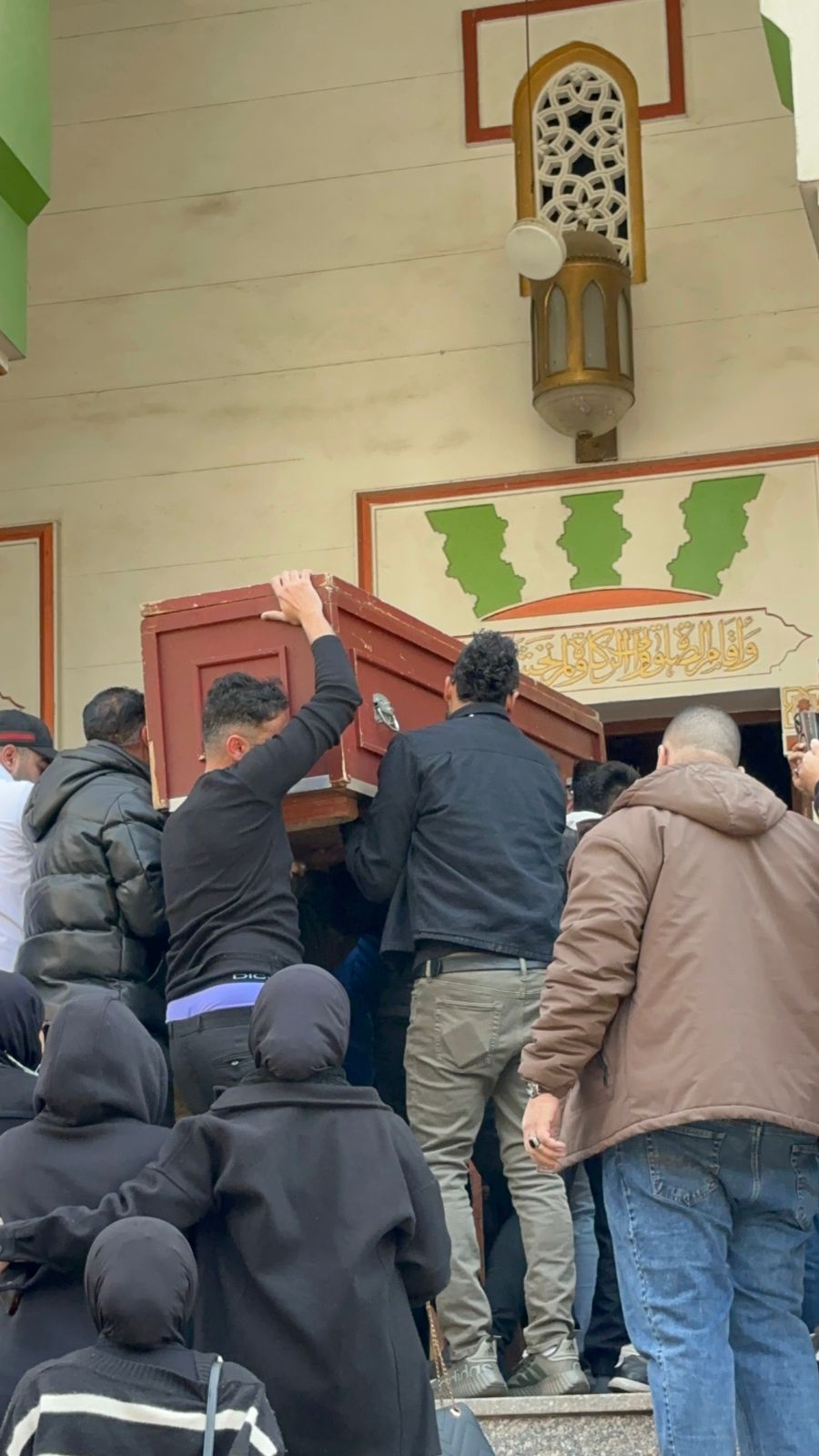 1768479859 263 جنازة شقيقة إبراهيم سعيد من مسجد الإيمان بمكرم عبيد وسط