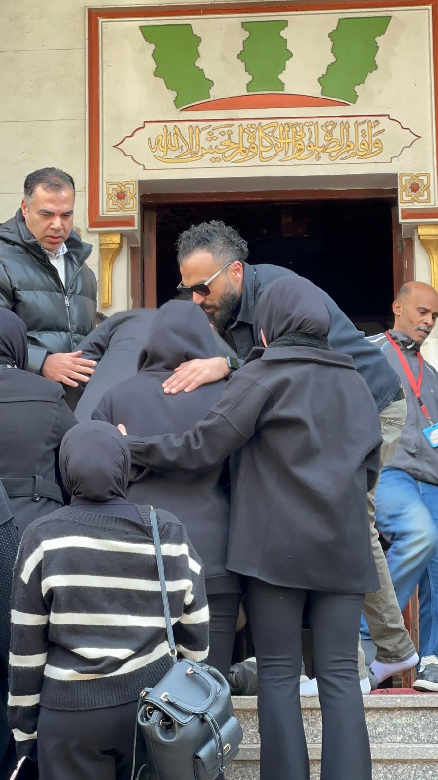 1768479859 703 جنازة شقيقة إبراهيم سعيد من مسجد الإيمان بمكرم عبيد وسط