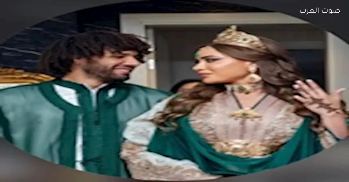 زوجة النني الثانية تشارك صوراً جديدة لهما وتكتب عام جديد معاً